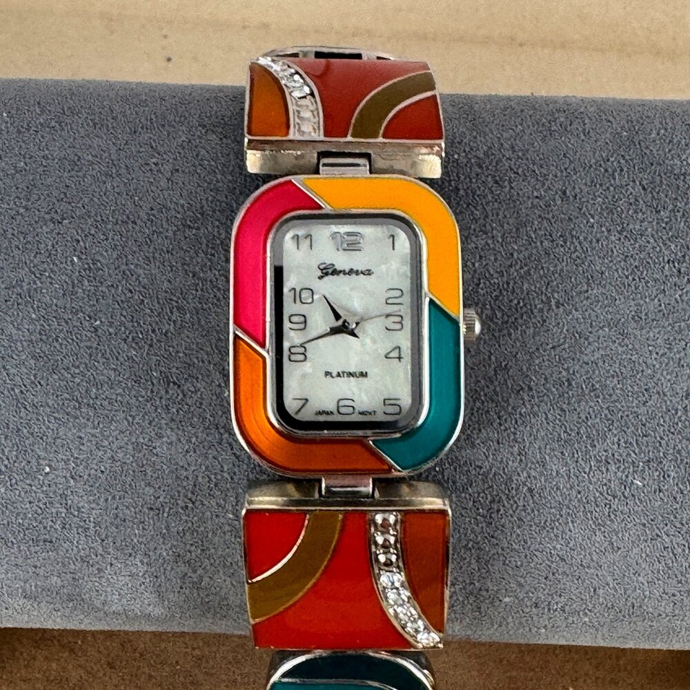 Wonderful World of Color Vintage Geneva Platinum Watch NOS